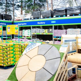 723-bandm-preston-ashton-on-ribble-home-store-with-garden-centre-39-gc