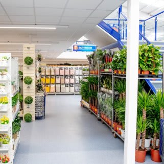 723-bandm-preston-ashton-on-ribble-home-store-with-garden-centre-42