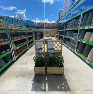 724-bandm-perth-store-with-garden-centre-opening-gc-6