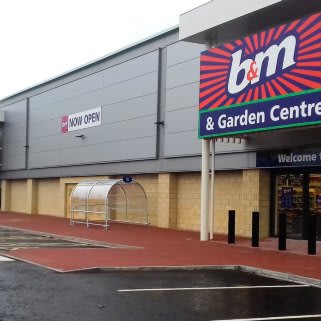 724-bandm-perth-store-with-garden-centre-profile
