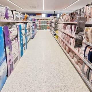 725-bandm-flude-park-crewe-store-13