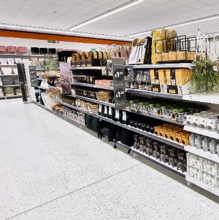 725-bandm-flude-park-crewe-store-36