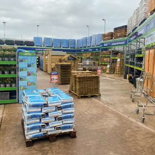 725-bandm-flude-park-crewe-store-graden-centre-3