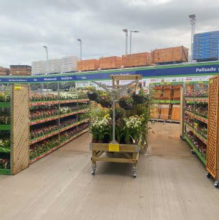 725-bandm-flude-park-crewe-store-graden-centre-4