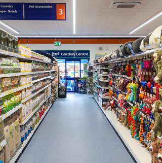 726-bandm-flint-store-with-garden-centre-7