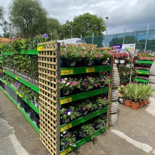 726-bandm-flint-store-with-garden-centre-gc-13