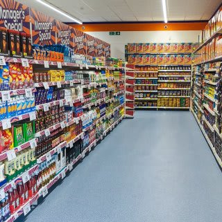 726-bandm-flint-store-with-garden-centre