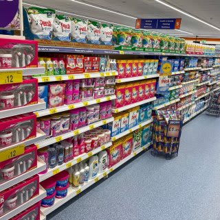 728-bandm-bentley-bridge-store-12