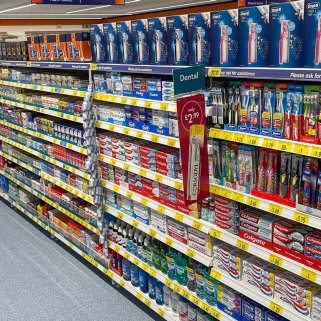 728-bandm-bentley-bridge-store-14