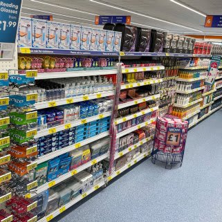 728-bandm-bentley-bridge-store-15