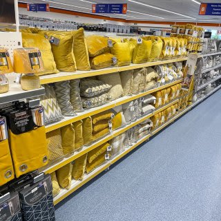 728-bandm-bentley-bridge-store-18