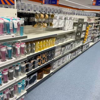 728-bandm-bentley-bridge-store-22