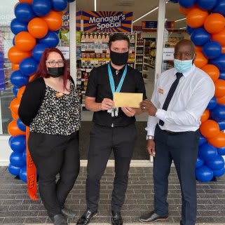 728-bandm-bentley-bridge-store-charity