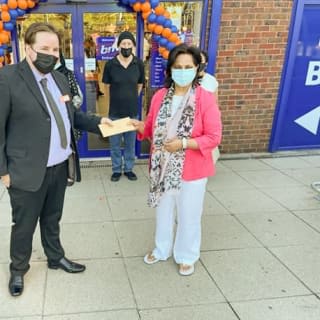 729-bandm-ilford-newbury-store-37