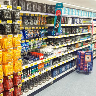 730-bandm-hedge-end-store-11