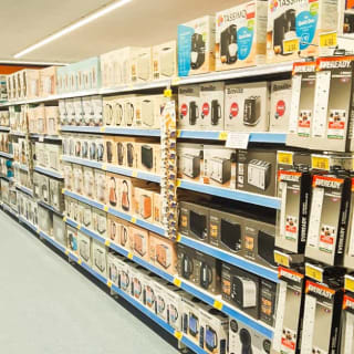 730-bandm-hedge-end-store-23