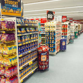 730-bandm-hedge-end-store-32