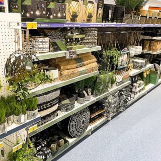 731-bandm-portadown-store-33