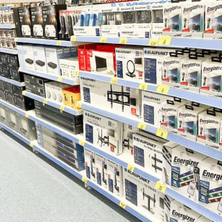 732-bandm-damolly-newry-store-30