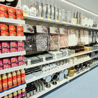 733-bandm-haverfordwest-store-33