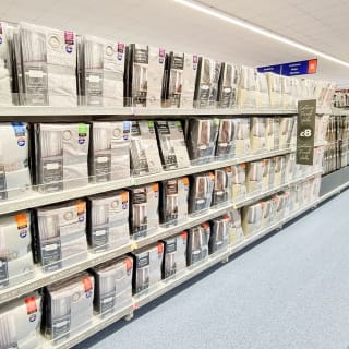 733-bandm-haverfordwest-store-40