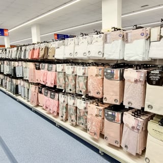 733-bandm-haverfordwest-store-58