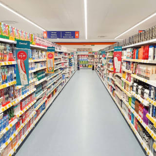 734-bandm-lakeside-store-10