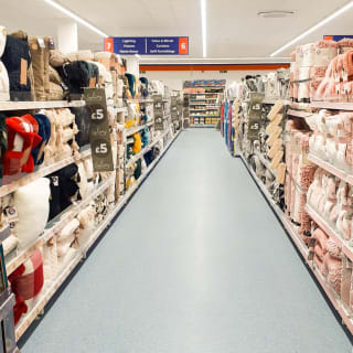 734-bandm-lakeside-store-19