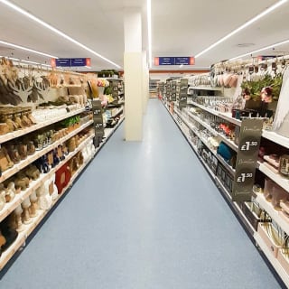 734-bandm-lakeside-store-5