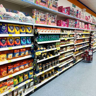 734-bmstores-scunthorpe-reopening-17