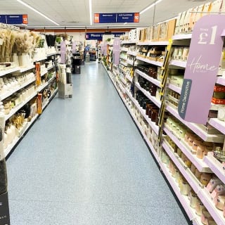 734-bmstores-scunthorpe-reopening-3