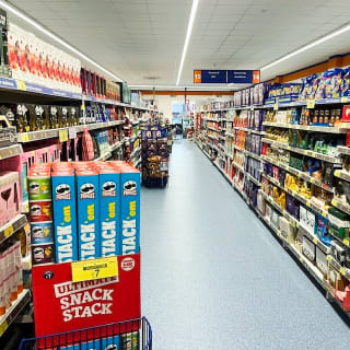 734-bmstores-scunthorpe-reopening-4