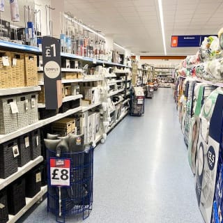 734-bmstores-scunthorpe-reopening-8