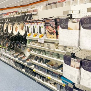 737-bandm-weedon-road-store-opening-441