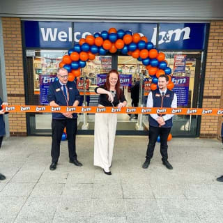737-bandm-weedon-road-store-opening-561