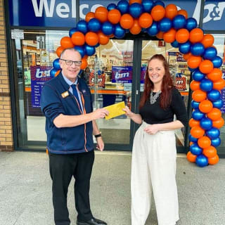 737-bandm-weedon-road-store-opening-591