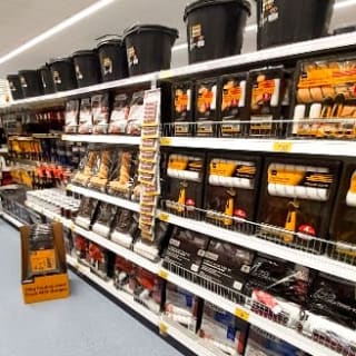 738-bandm-bispham-store-16