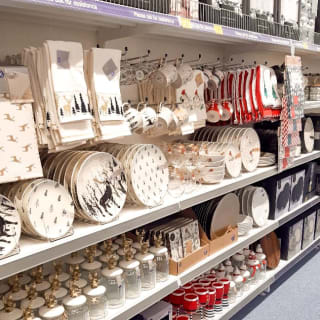 738-bandm-bispham-store-17