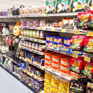 738-bandm-bispham-store-24