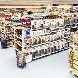 741-bandm-raw-dykes-store-opening-10