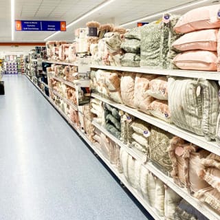 741-bandm-raw-dykes-store-opening-2