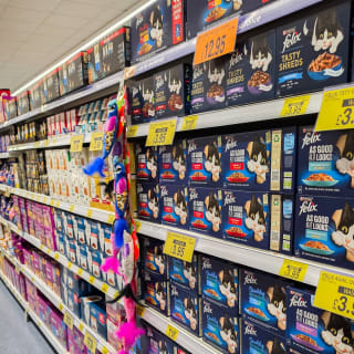 741-bmstores-raw-dykes-refit-3