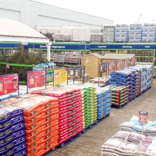 742-bandm-dartford-store-10
