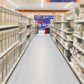 745-bandm-border-store-8