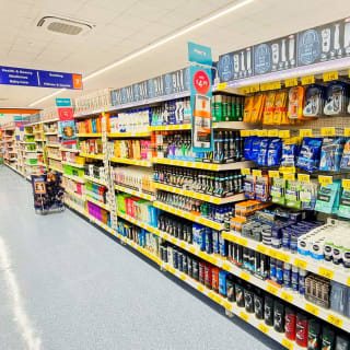 746-bandm-carlton-street-store-31