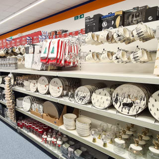 748-bandm-broxburn-store-3