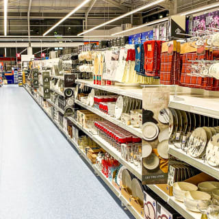 749-bandm-festival-park-store-10