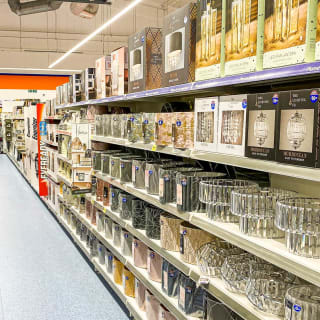 749-bandm-festival-park-store-13