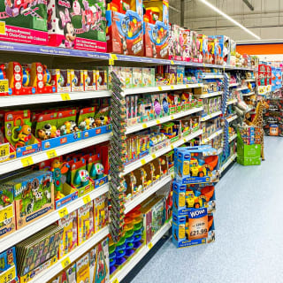 749-bandm-festival-park-store-7