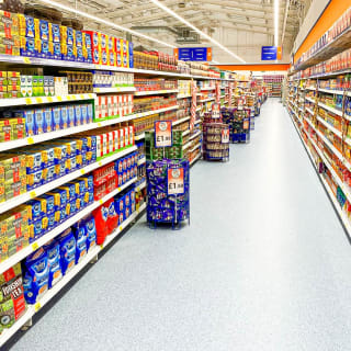 749-bandm-festival-park-store